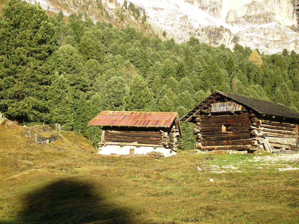 博萨迪法萨 Rifugio Gardeccia Hutte酒店 外观 照片
