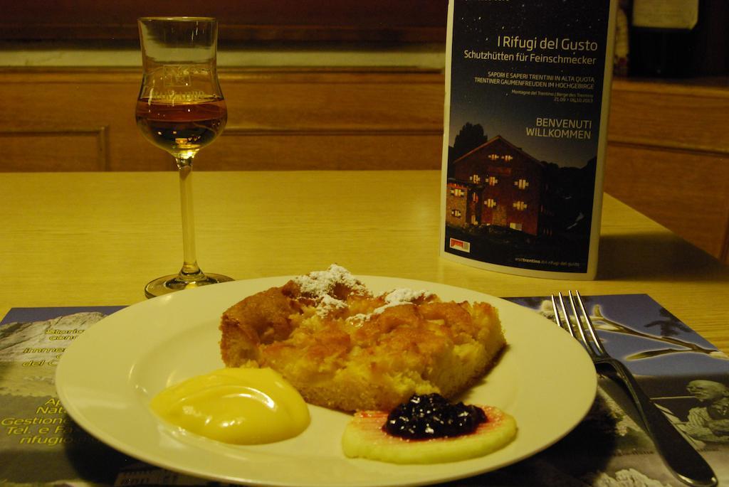 博萨迪法萨 Rifugio Gardeccia Hutte酒店 外观 照片